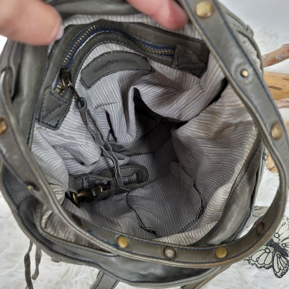 Zadig and Voltaire slouchy leather cargo bag - Picture 9 of 13